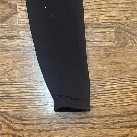 Lululemon High-Waisted Black Leggings size 0 - Picture 9 of 10